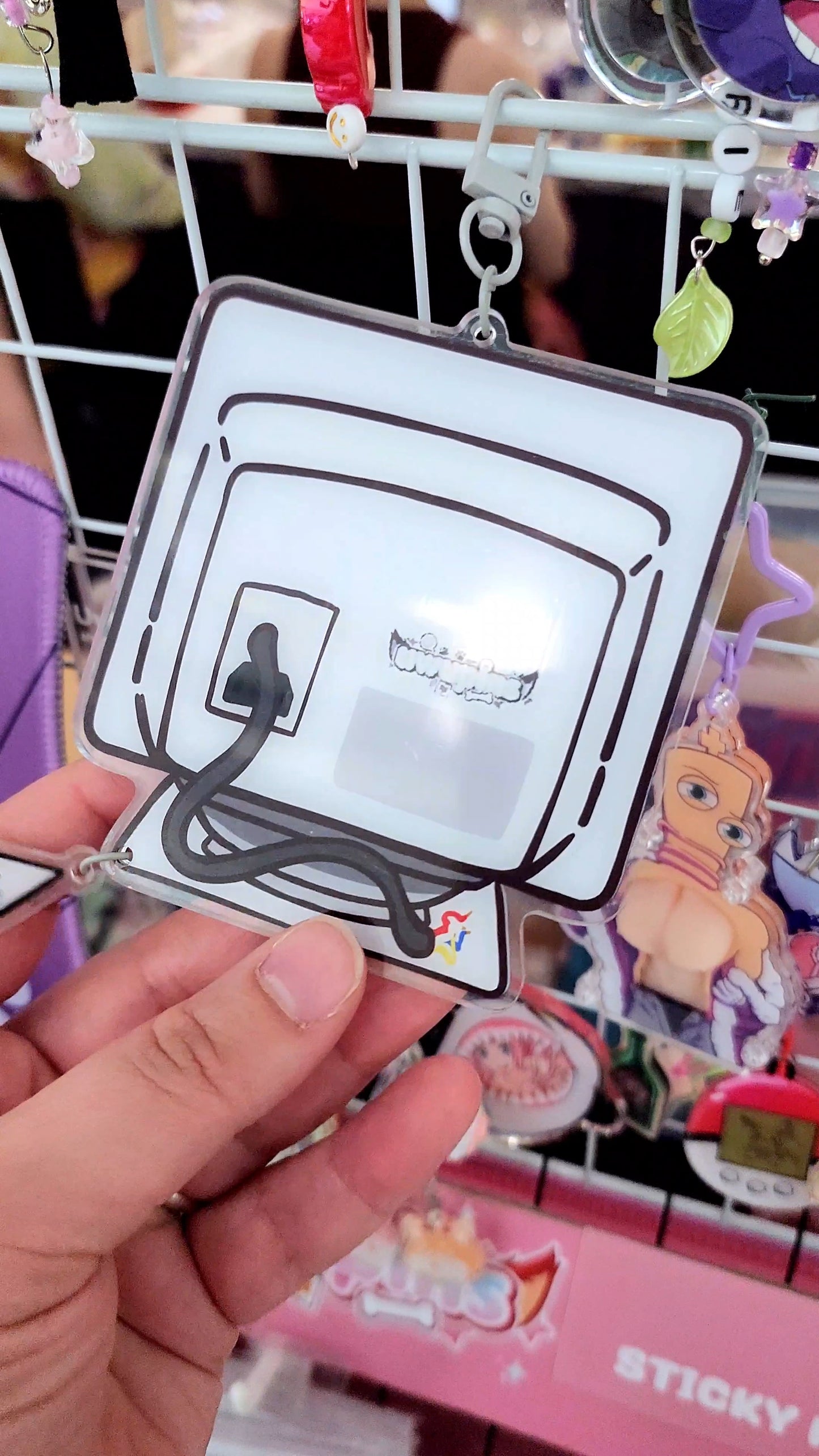 Dissappearing keychain