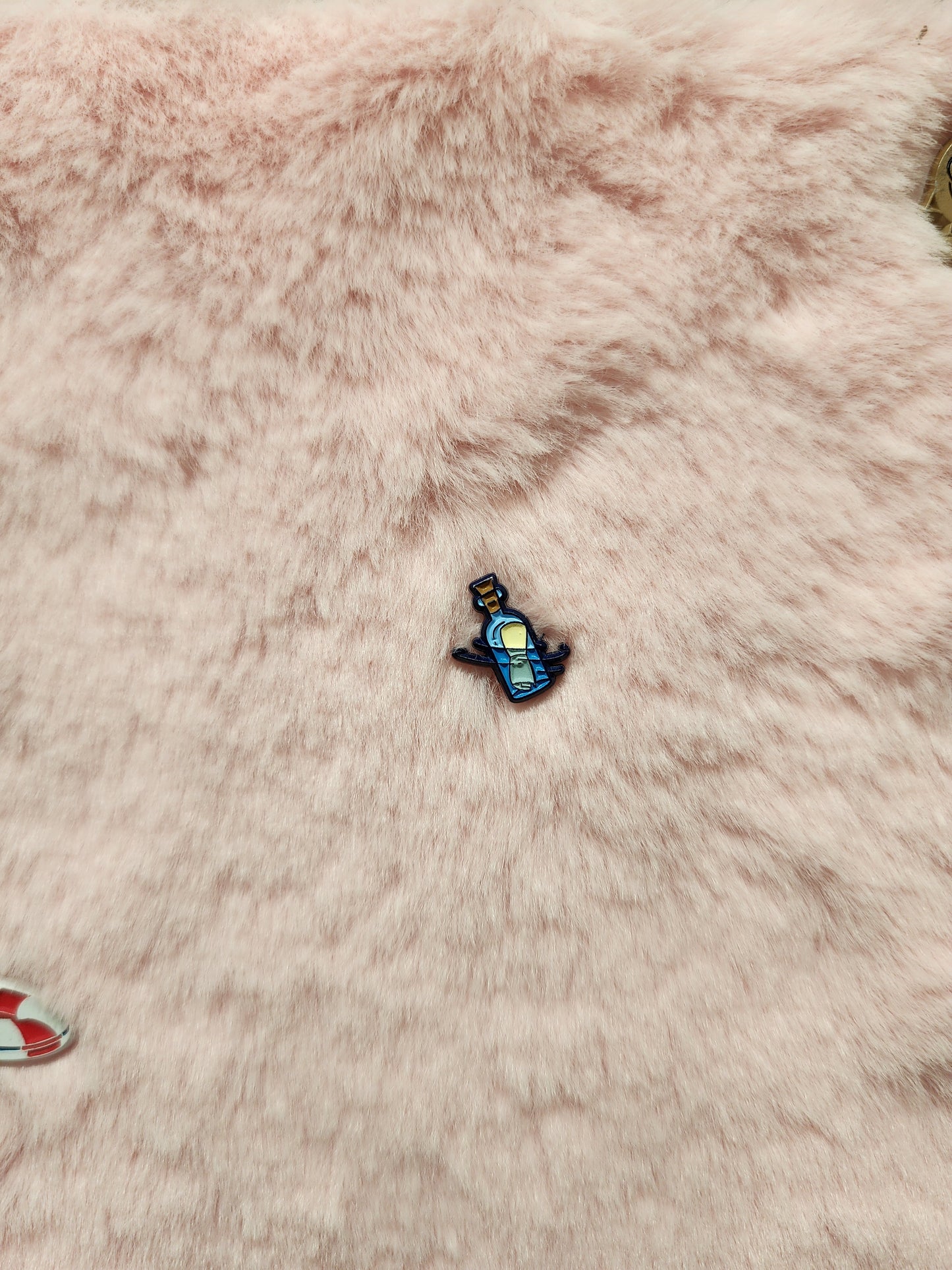 [Patreon] Ships and the ocean Filler Enamel Pins