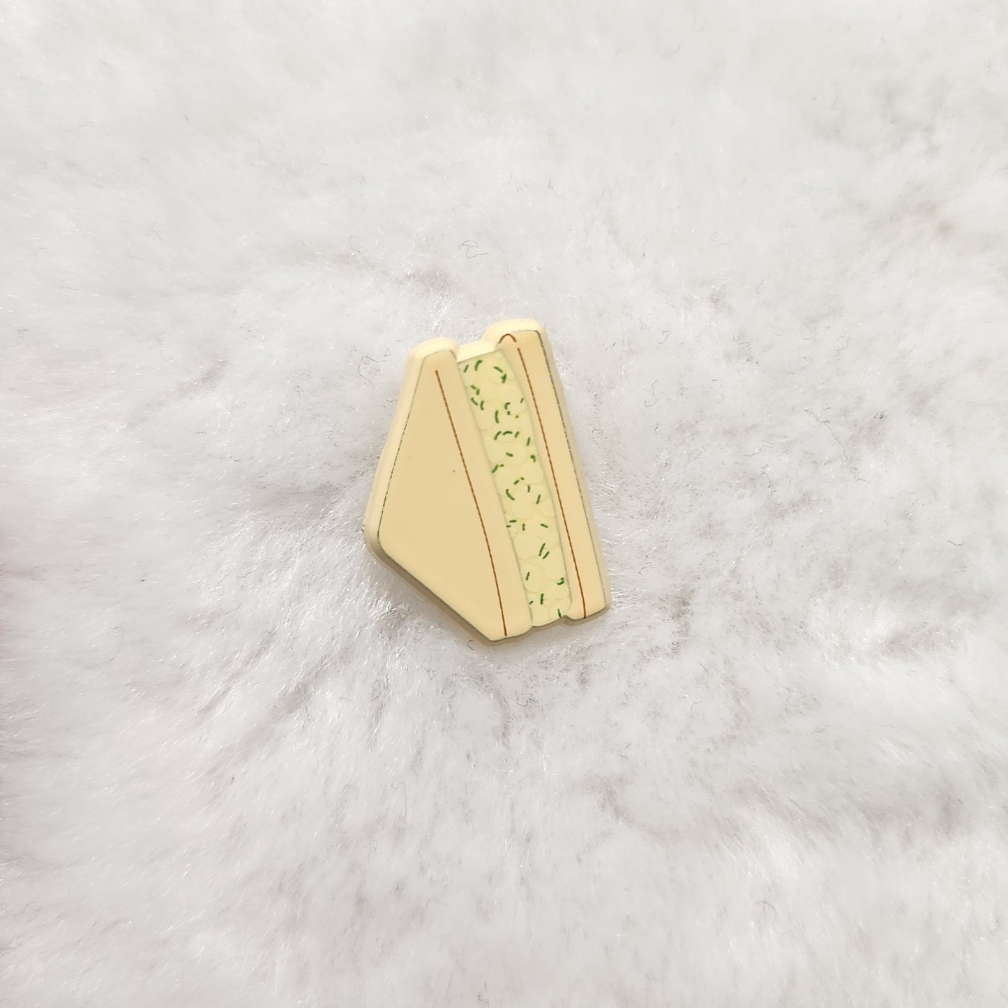 [Patreon] Hats and sandos Filler Enamel Pins