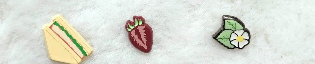 [Patreon] Hats and sandos Filler Enamel Pins