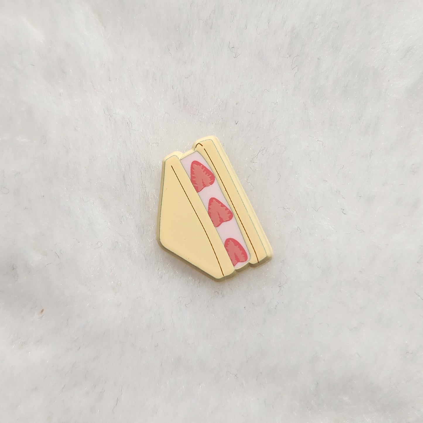 [Patreon] Hats and sandos Filler Enamel Pins