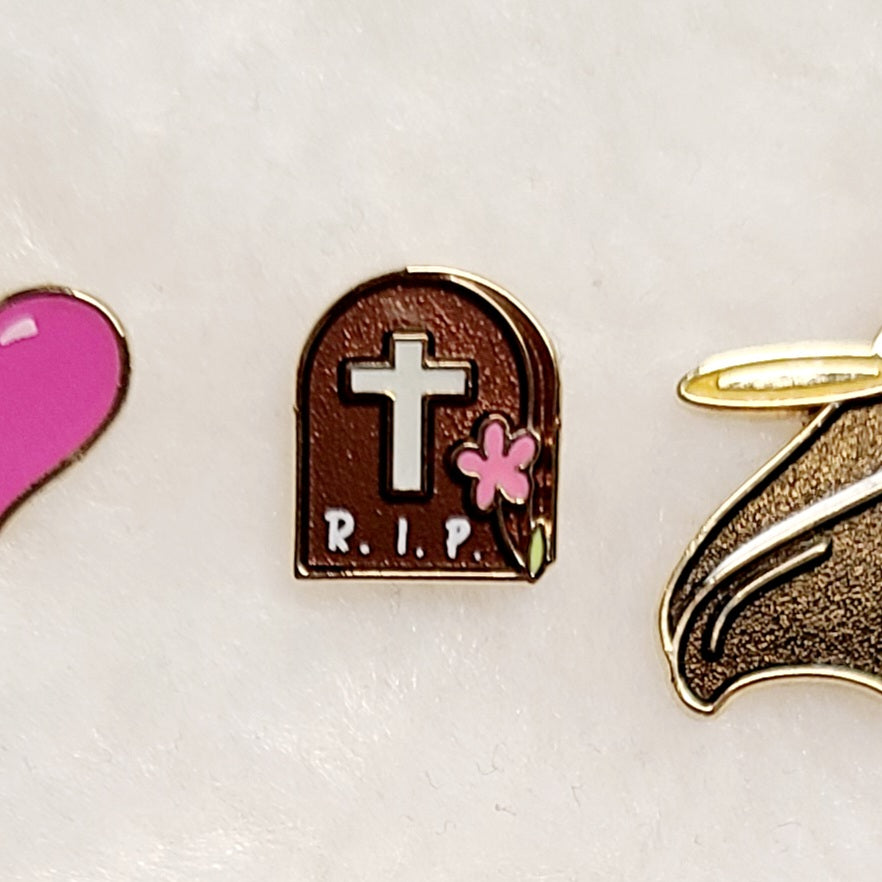 [Patreon] undercover agent Hard Enamel Filler Pins