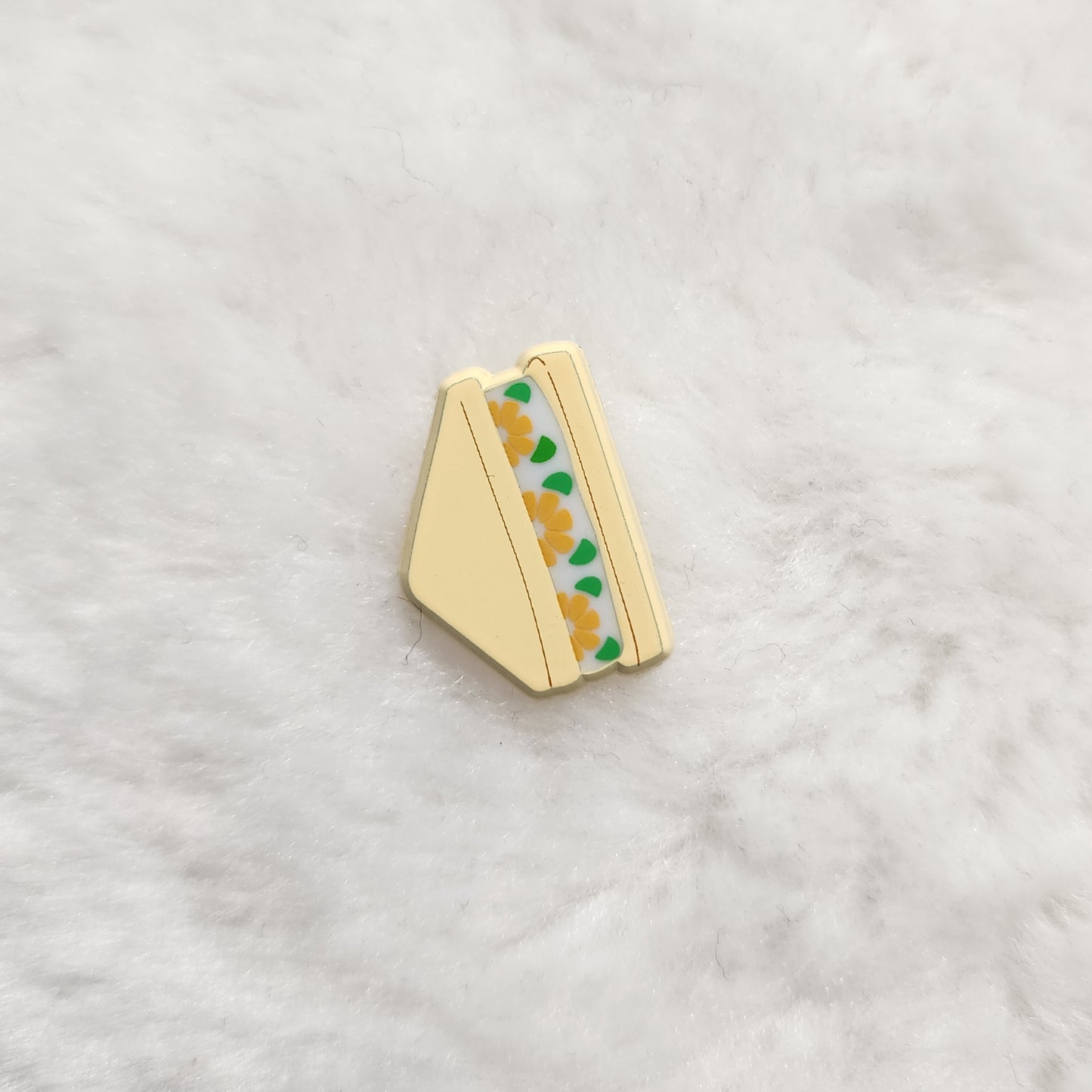 [Patreon] Hats and sandos Filler Enamel Pins